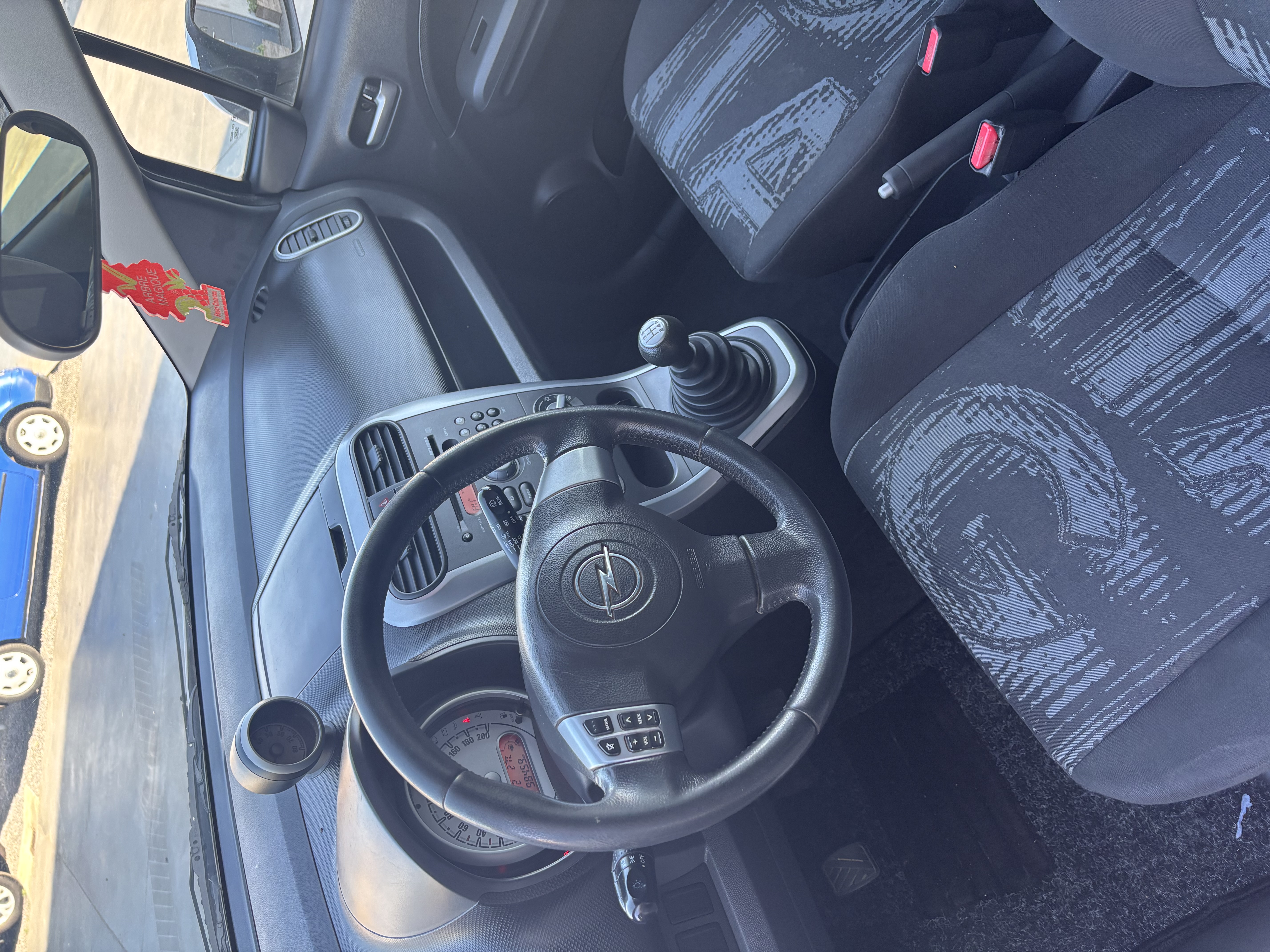 opelagilasnarc